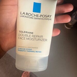 La Roche-Posay Toleriane Double Repair Face Moisturizer - White